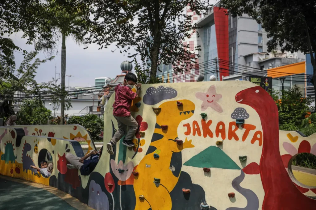 Satpol PP Jakarta Tegaskan Ormas Tidak Punya Wewenang Atur Perizinan di Taman Literasi Blok M