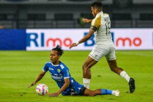 Dewa United Hentikan Rekor Tak Terkalahkan Persib di Liga 1 2024-2025