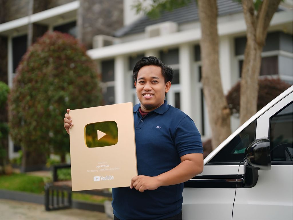 Mudahnya Belanja Gadget Impian melalui YouTube Shopping Affiliates