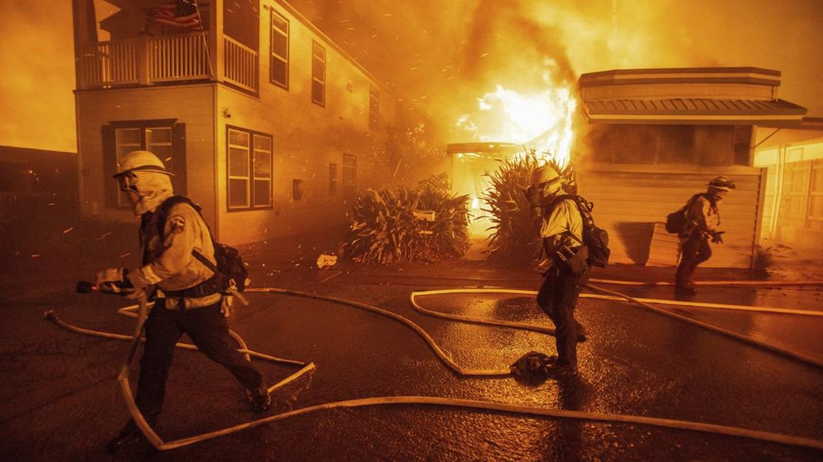 Kebakaran Hutan di Los Angeles, 105.000 Penduduk Diperintahkan Evakuasi