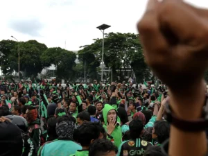 Ojol: Wajah Digital yang Sulit Dijangkau Hukum Konvensional