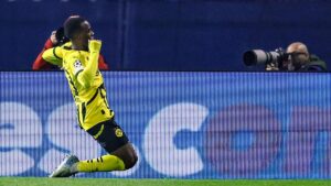 Top 3 Berita Olahraga Terbaru: Kick Off Unik PSG, Inter Dibantai di Final, Bursa Transfer Jelang Euro 2024