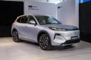Geely Resmi Buka Pre-Booking Starray EM-i