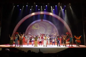 Pementasan teater Mencari Semar