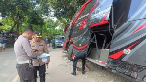Polisi selidiki penyebab kecelakaan tewaskan 8 orang di Probolinggo