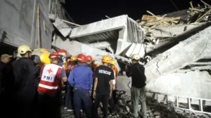 Tragedi Sidoarjo MusHola Pesantren Runtuh Ratusan Santri Dievakuasi