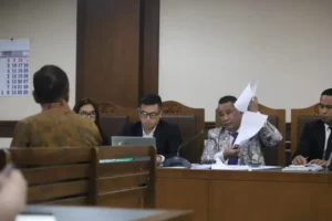 Tunjukkan Dokumen Ada Seller Saksi Ahli CMNP Kembali Untungkan MNC