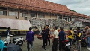 Unsil Tasikmalaya Ambruk, 17 Mahasiswa Luka saat Latihan Drama