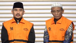 KPK Geledah Rumah Bupati Bekasi Ade Kuswara, Sita Mobil Mewah hingga Dokumen