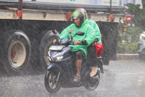 Waspada! BMKG Prediksi Hujan Lebat Guyur Sejumlah Wilayah Sepekan ke Depan