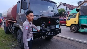 Truk Tabrak Motor dan Becak di Kediri, Tiga Orang Tewas di Lokasi