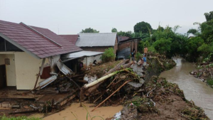 Tanggul Jebol, Banjir Rendam 10 Desa di Enam Kecamatan Jepara