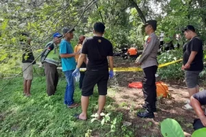 Geger! Sesosok Mayat Tanpa Busana Ditemukan di Bukit Sosogan Karanganyar
