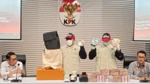 KPK Cekal Pemilik PT Blueray yang Kabur saat OTT Bea Cukai, 5 Tersangka Lain Ditahan