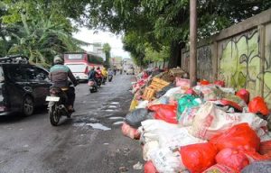 Sengkarut Sampah di Tangsel: Warga Layangkan Gugatan Class Action ke Pemkot