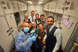 Aksi Heroik Perawat Jember Bantu Persalinan di Pesawat, Saudia Airlines Terpaksa Mendarat Darurat