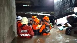 Solo Raya Dikepung Banjir: Ratusan Rumah di 8 Kelurahan Terendam