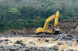 Akses Utama Bireuen-Bener Meriah Kembali Lumpuh Akibat Luapan Sungai di Wih Porak