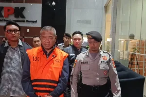 Skandal ‘Surat Sakti’ di Tulungagung: Modus Bupati Gatut Sunu Peras 16 Kepala Dinas