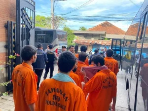 Polda Bali Limpahkan 35 WNA India Tersangka Judi Online Lintas Negara ke Kejaksaan