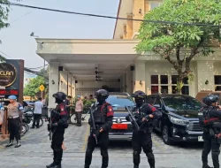 Rumah Jampidsus Febrie Adriansyah Dijaga Puluhan Tentara Usai Polisi Geledah Kafe de’Clan Signature